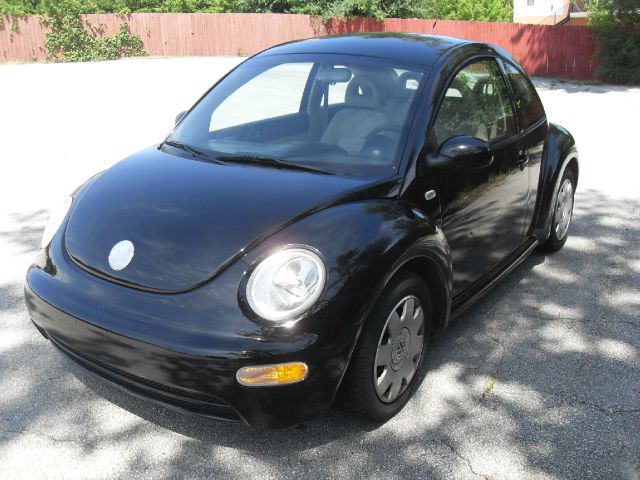 Volkswagen New Beetle 2002 photo 1