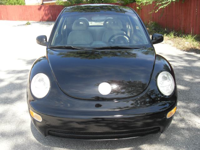 Volkswagen New Beetle 2002 photo 3