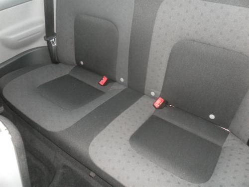 Volkswagen New Beetle 2002 photo 5