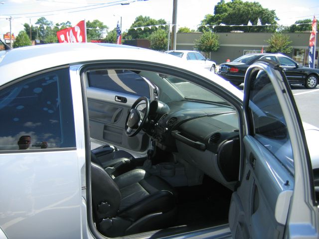 Volkswagen New Beetle 2002 photo 3