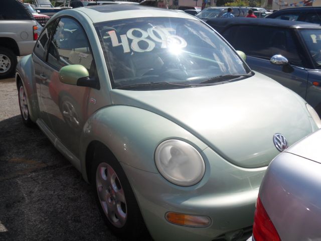 Volkswagen New Beetle Quad Cab 4x2 Shortbox XLT Hatchback