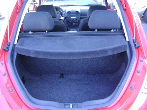 Volkswagen New Beetle 2002 photo 1