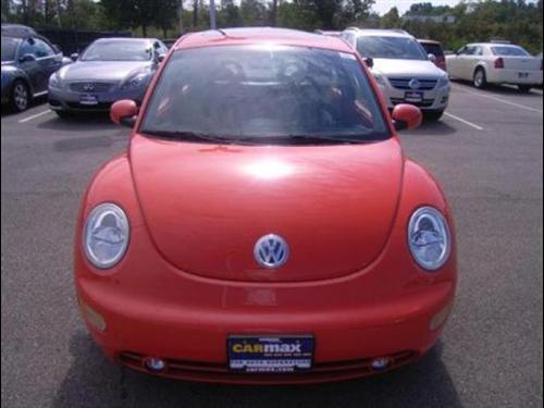 Volkswagen New Beetle 2002 photo 1