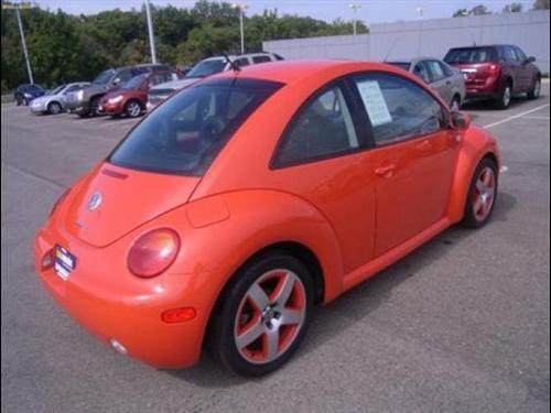 Volkswagen New Beetle 2002 photo 4