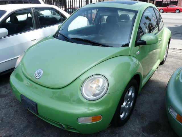 Volkswagen New Beetle 2002 photo 11