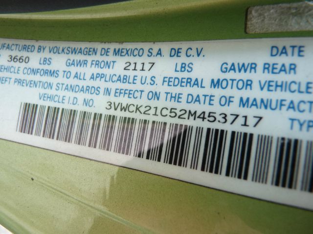 Volkswagen New Beetle 2002 photo 3