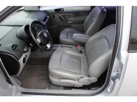 Volkswagen New Beetle 2002 photo 2
