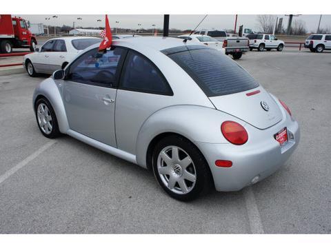 Volkswagen New Beetle 2002 photo 1