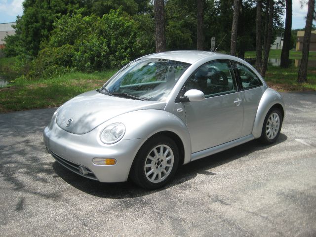 Volkswagen New Beetle 2002 photo 4
