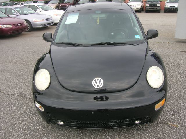 Volkswagen New Beetle 2002 photo 2