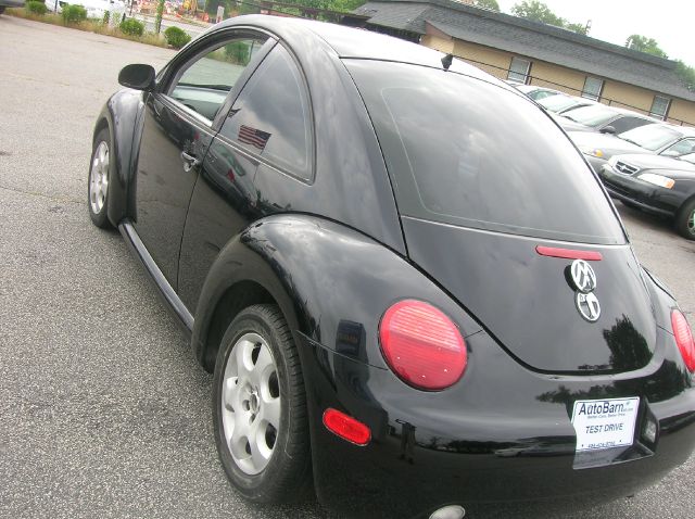 Volkswagen New Beetle 2002 photo 7