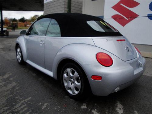 Volkswagen New Beetle FWD 4dr Sport Other