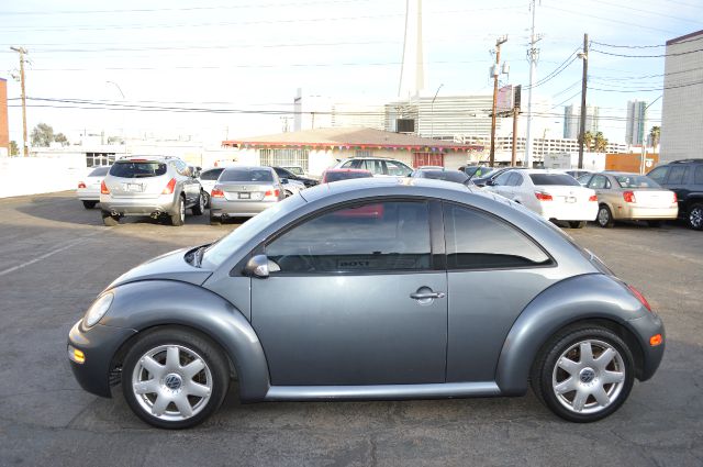 Volkswagen New Beetle 2003 photo 3
