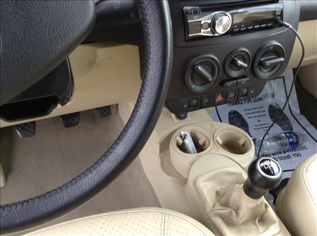 Volkswagen New Beetle 2500 Extended Cab 4WD SLT Convertible