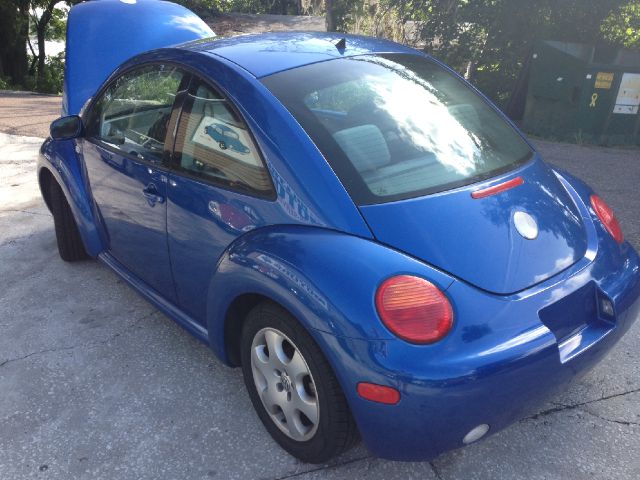 Volkswagen New Beetle 2003 photo 4