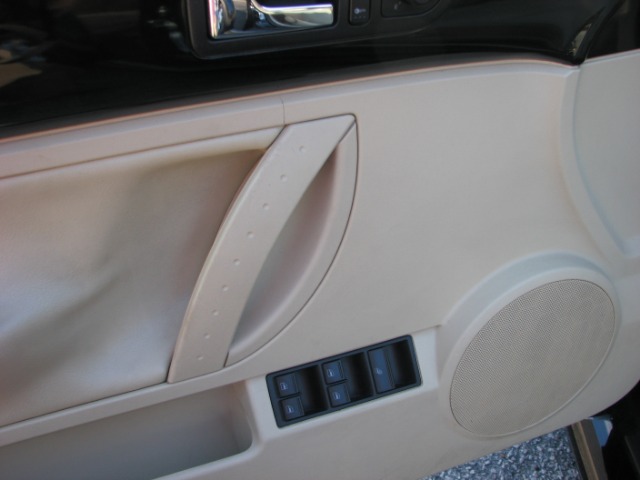 Volkswagen New Beetle 3/4 Ton Convertible