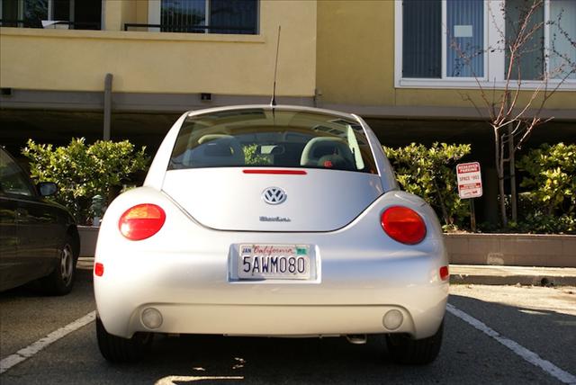 Volkswagen New Beetle 2003 photo 1