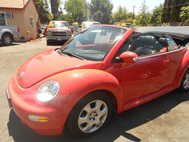 Volkswagen New Beetle 2003 photo 3
