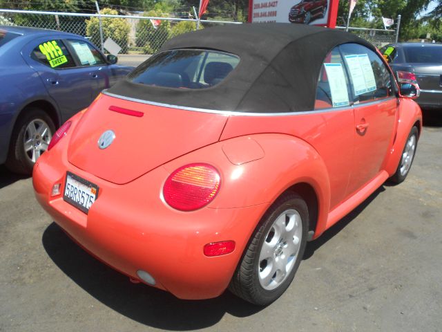 Volkswagen New Beetle 2003 photo 7