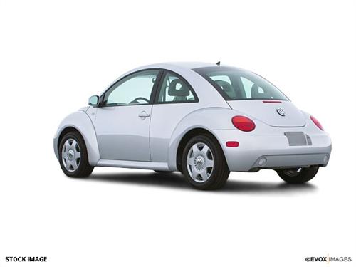 Volkswagen New Beetle FWD 4dr Sport Other