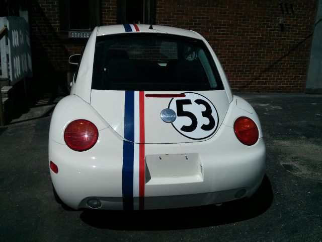 Volkswagen New Beetle 2003 photo 4