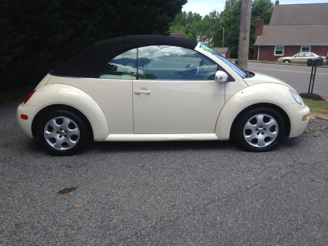 Volkswagen New Beetle 2500 Extended Cab 4WD SLT Convertible