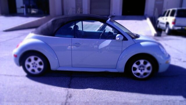 Volkswagen New Beetle 2003 photo 4