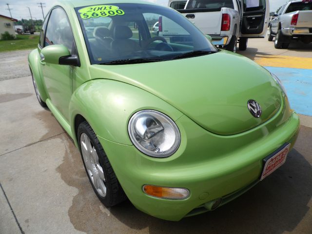 Volkswagen New Beetle 2003 photo 4