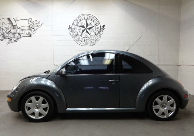 Volkswagen New Beetle 2003 photo 3