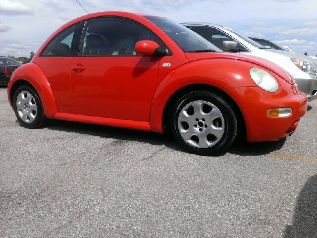 Volkswagen New Beetle 2003 photo 2