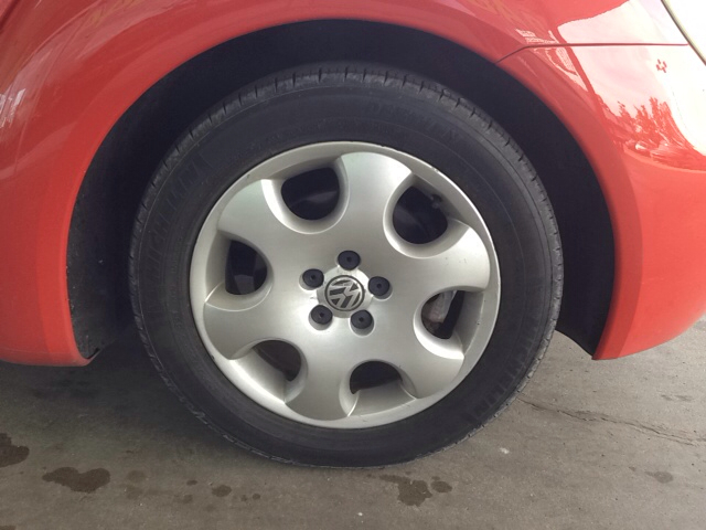 Volkswagen New Beetle 2003 photo 4