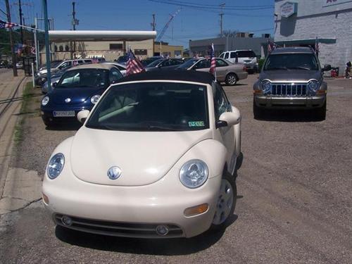 Volkswagen New Beetle FWD 4dr Sport Other