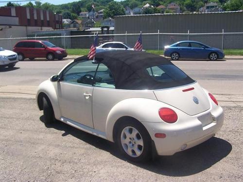 Volkswagen New Beetle 2003 photo 2