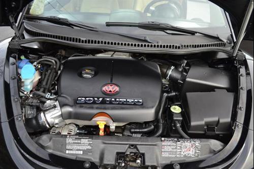 Volkswagen New Beetle 2003 photo 2