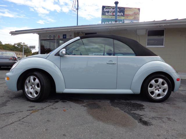Volkswagen New Beetle 2003 photo 2