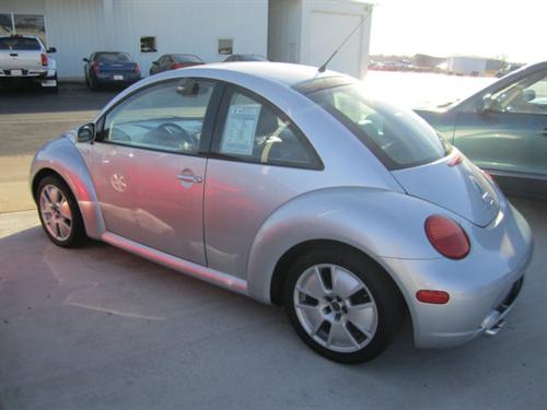 Volkswagen New Beetle 2003 photo 1