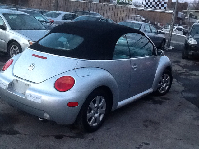 Volkswagen New Beetle 2003 photo 3