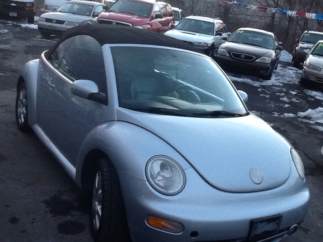Volkswagen New Beetle 2003 photo 4