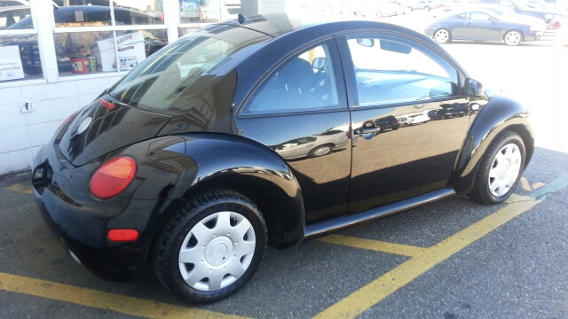 Volkswagen New Beetle 2003 photo 2
