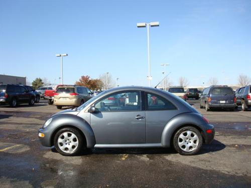 Volkswagen New Beetle 2003 photo 1