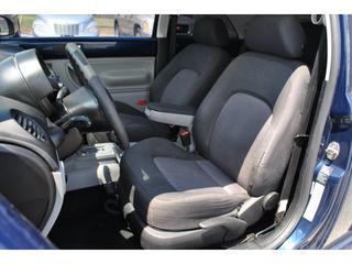 Volkswagen New Beetle FWD 4dr Sport Other