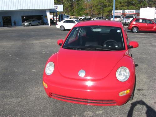 Volkswagen New Beetle 2003 photo 1