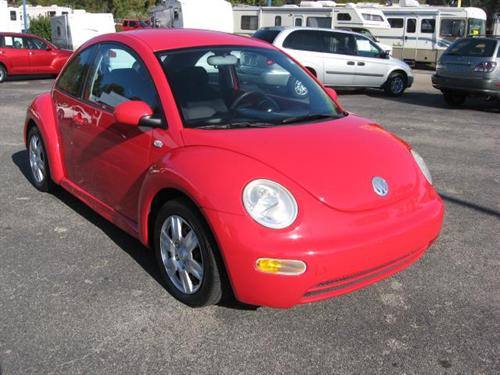 Volkswagen New Beetle 2003 photo 2