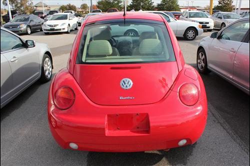 Volkswagen New Beetle 2003 photo 3