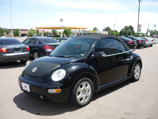 Volkswagen New Beetle 2003 photo 4