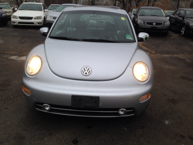 Volkswagen New Beetle 2003 photo 3