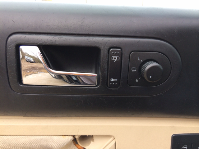 Volkswagen New Beetle 2003 photo 3