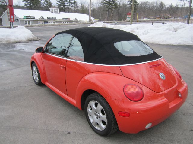 Volkswagen New Beetle 2003 photo 3