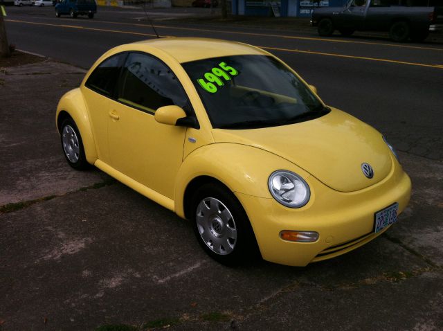 Volkswagen New Beetle 2003 photo 3