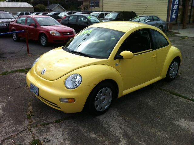 Volkswagen New Beetle 2003 photo 4
